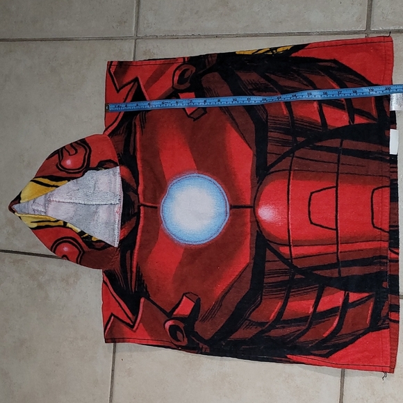 Disney Other - Disney Avengers Iron Man towel